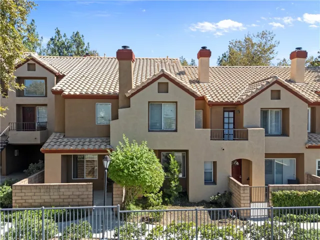 28114 Seco Canyon 156, Saugus, California 91390