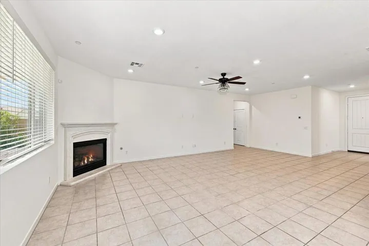 21-Family Room