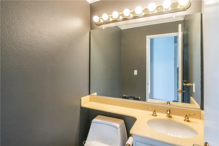 Powder room