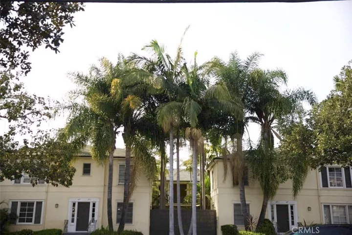 435 N Van Ness Avenue, Hancock Park, California 90006