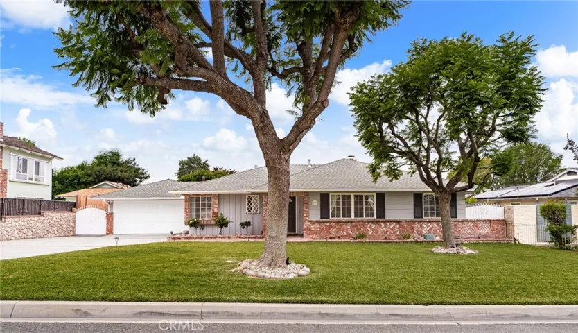 609 S Almirante, West Covina, California 91791