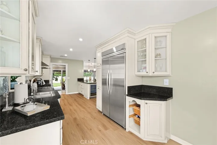 609 S Almirante, West Covina, California 91791