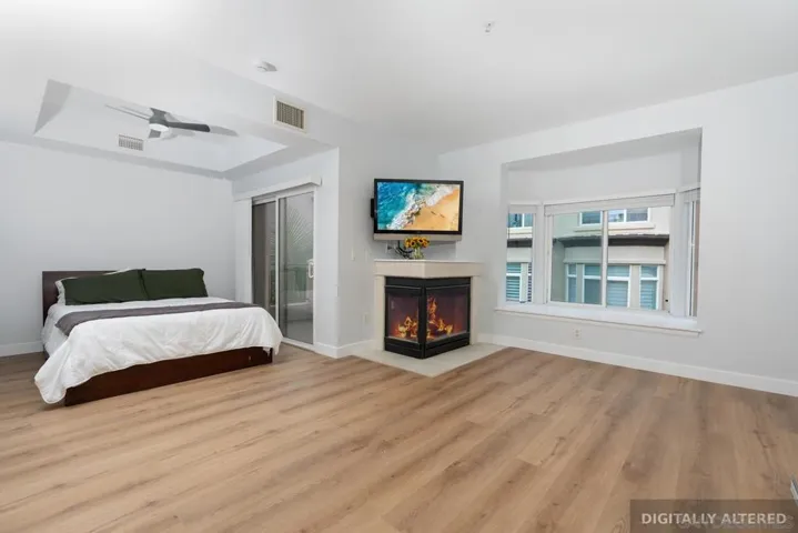 https://zimg.paragon.ice.com/ParagonImages/Property/PA/SDMLS/-523227/30/533/400/db5e59c3b7614d5bcda4b6ab05fb51f2/3/826eead70efaeda858afe1473c9b6a3b/-523227-e7fedba1-206b-4fbf-9c55-59039b5580a3.JPG