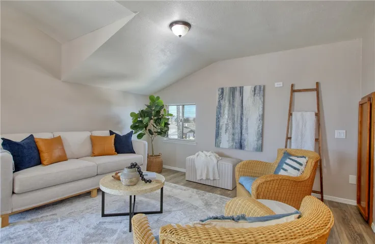 Spacious living room