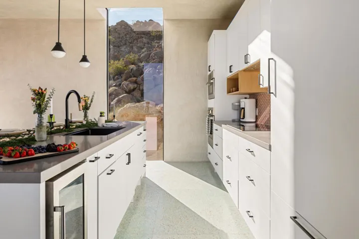 37-StaysYouLike_Prism_1824_Mountain_Shad