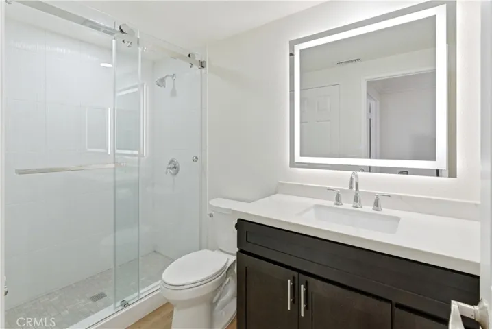Updated main floor full bathroom with modern finishes