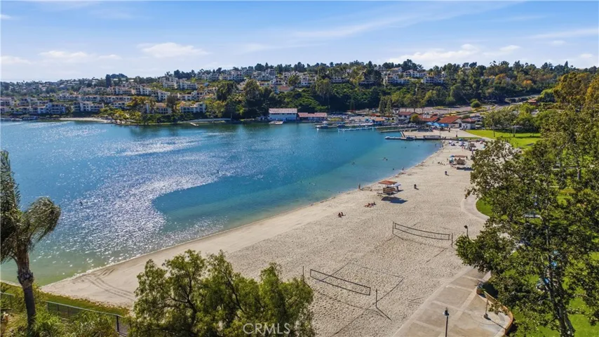 Lake Mission Viejo access with multiple amenities.