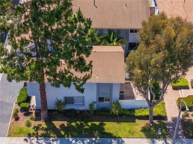 9552 Bickley 7, Huntington Beach, California 92646