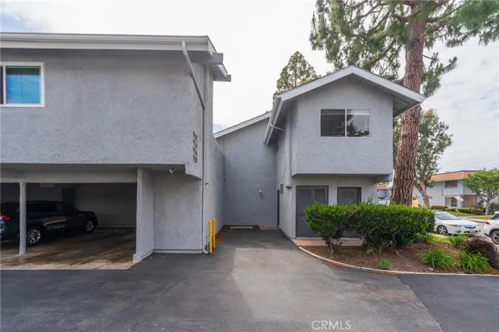9552 Bickley 7, Huntington Beach, California 92646