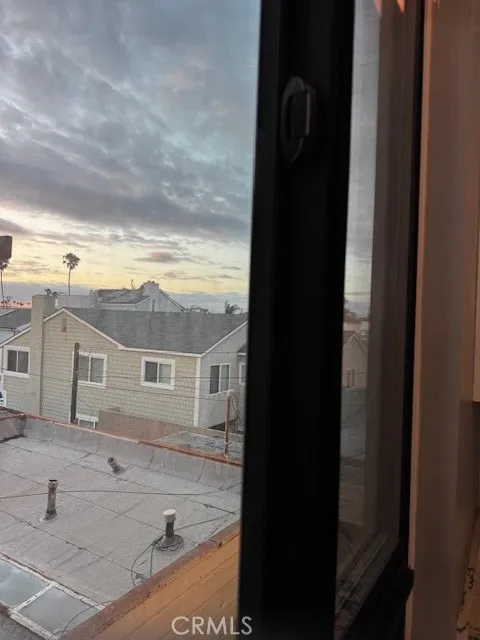 Back window - building is one of the tallest on Penninsula