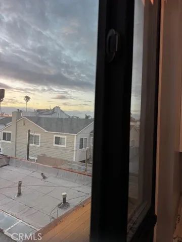 Back window - building is one of the tallest on Penninsula