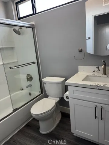 Full bath