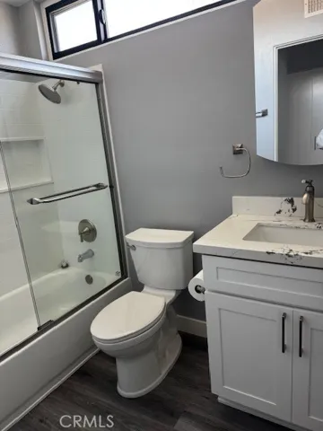Full bath