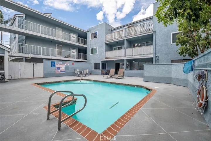 955 E 3rd 202, Long Beach, California 90802