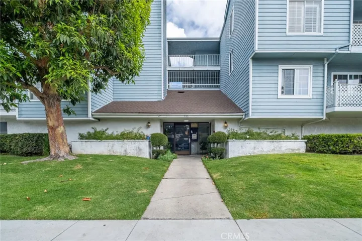 955 E 3rd 202, Long Beach, California 90802