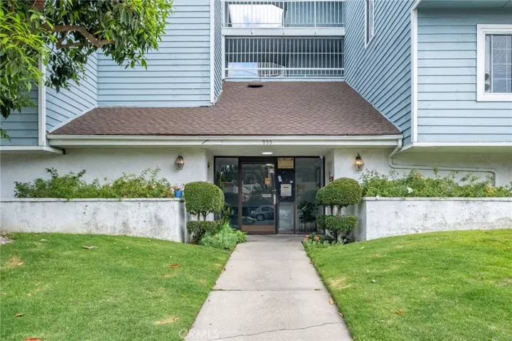 955 E 3rd 202, Long Beach, California 90802