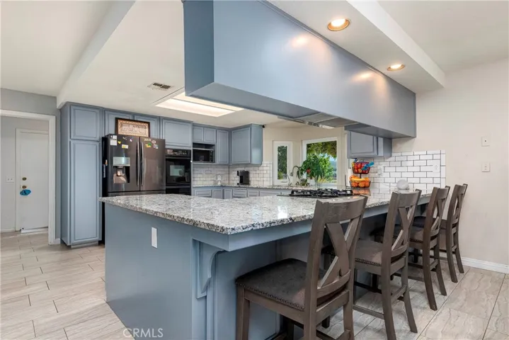3rd view of the kitchen