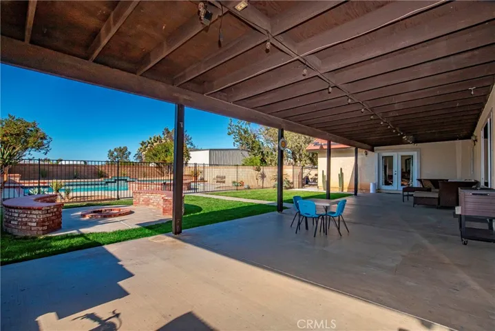 covered patio