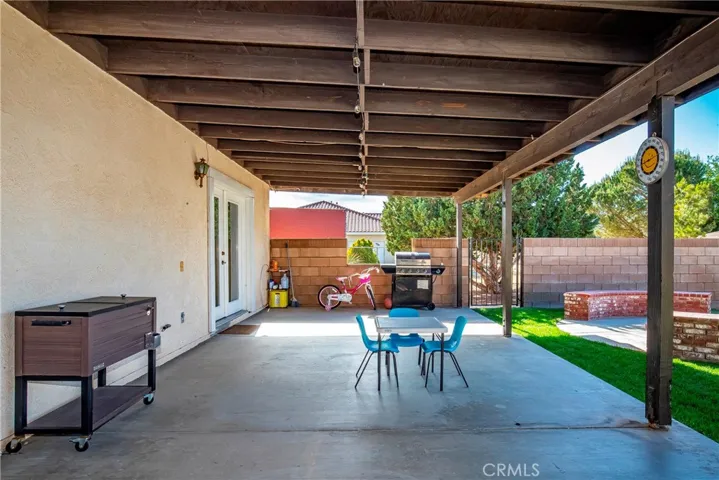 covered patio