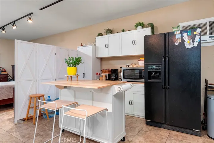 3rd view of kitchen area