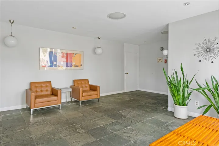 320 S Gramercy Place 302, Los Angeles, California 90020