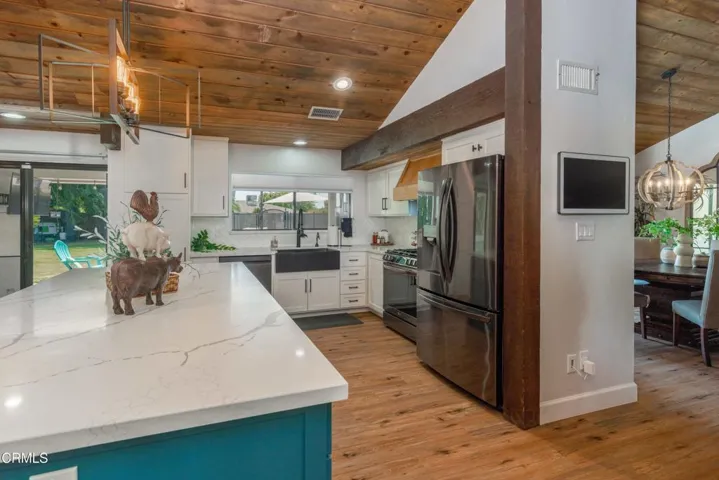 12_kitchen_2