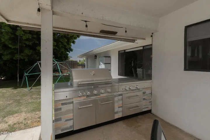 26_back_exterior_2