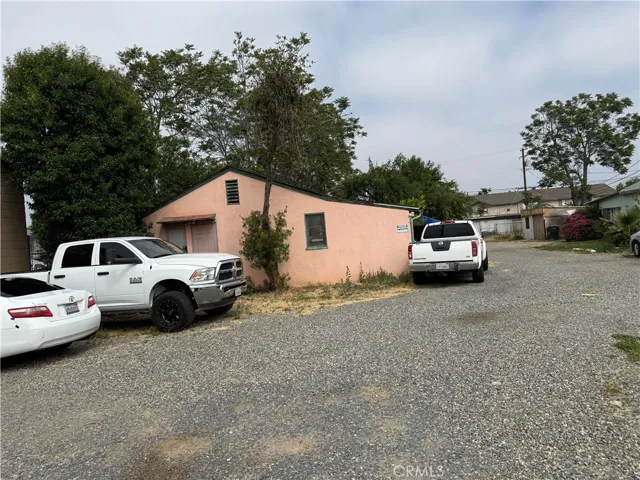 10611 Magnolia Avenue, Riverside, California 92505