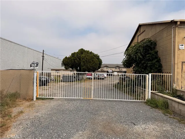10611 Magnolia Avenue, Riverside, California 92505