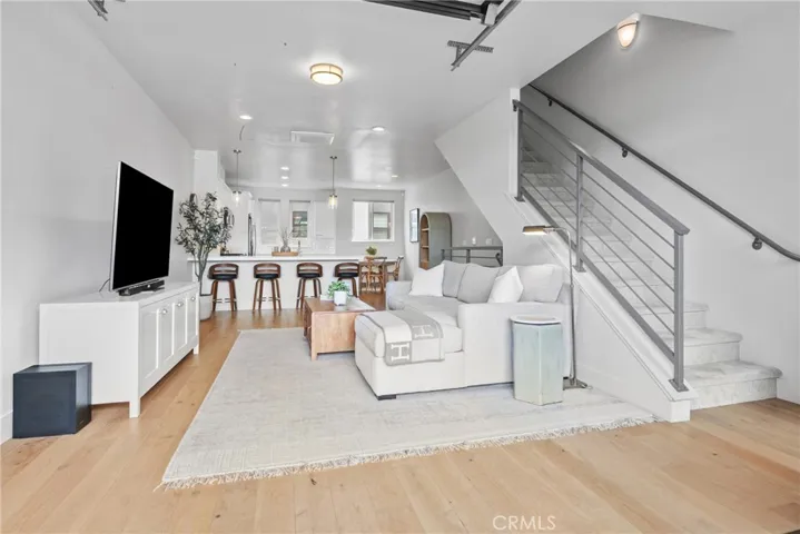 2460 Victoria 102, San Luis Obispo, California 93401