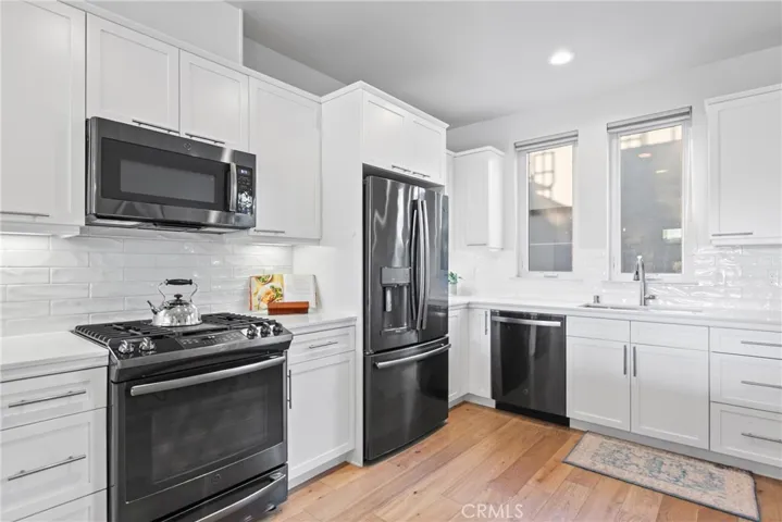 2460 Victoria 102, San Luis Obispo, California 93401