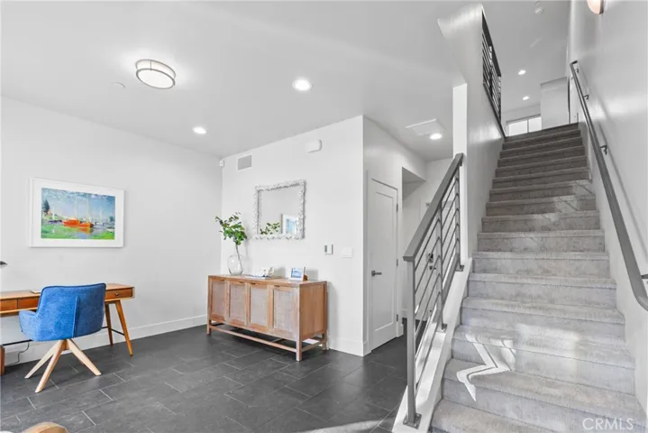 2460 Victoria 102, San Luis Obispo, California 93401