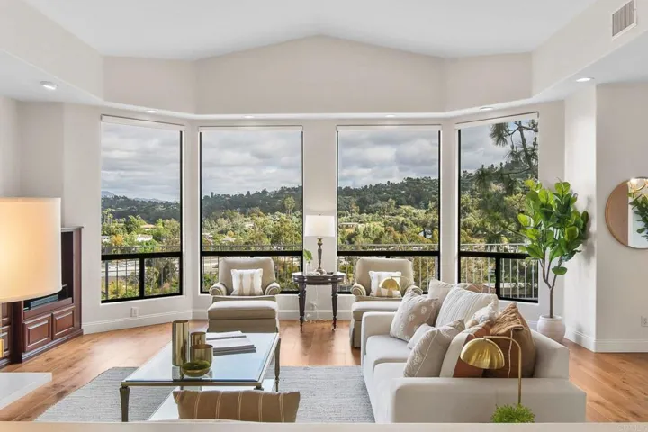 943 Dennstedt Place, El Cajon, California 92020