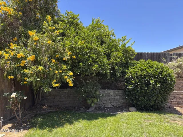 144 Valley Ridge St Ojai CA 93023