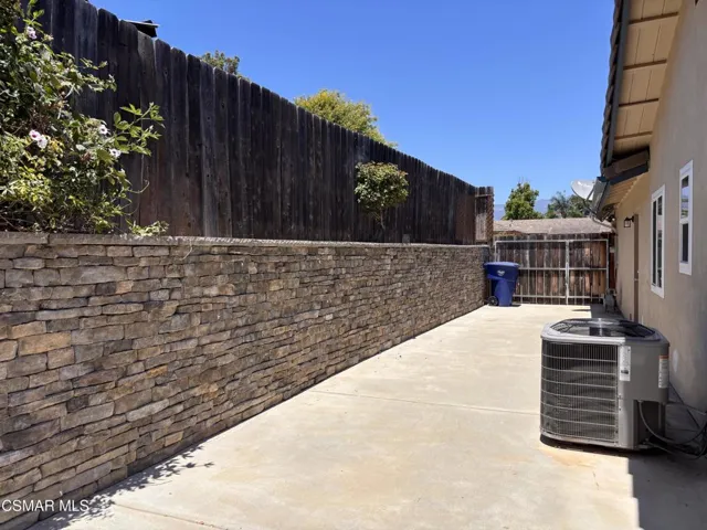 144 Valley Ridge St Ojai CA 93023