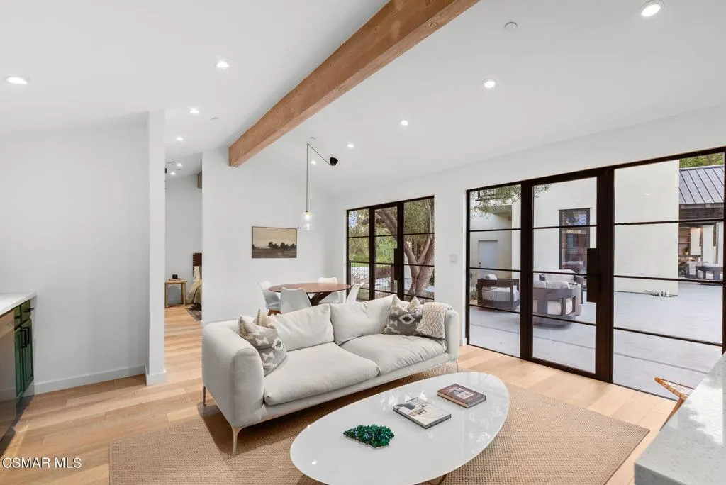 106-web-or-mls-DSC05982 106-web-or-mls-DSC05982