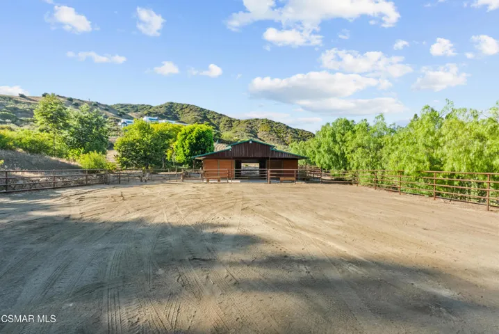 Barn 1