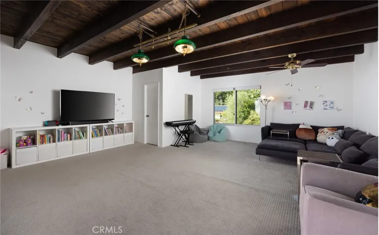 1452 Cloyden Road, North Tustin, California 92705