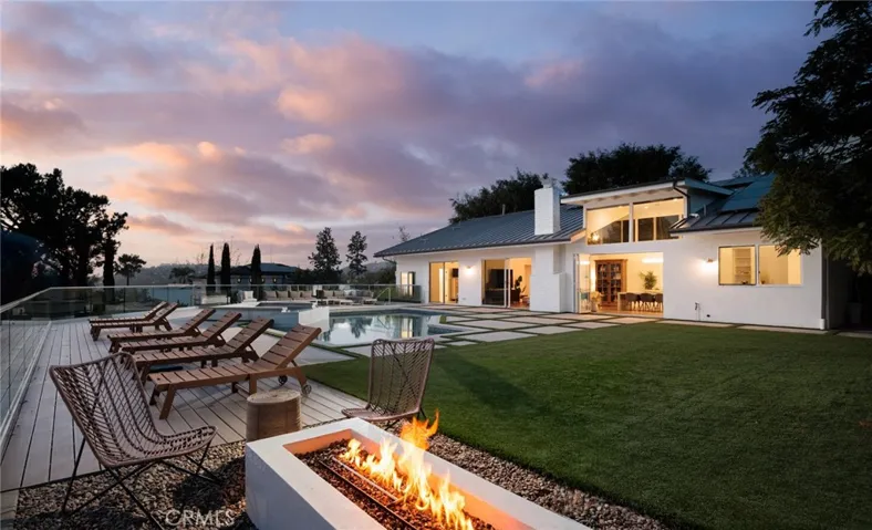 1452 Cloyden Road, North Tustin, California 92705