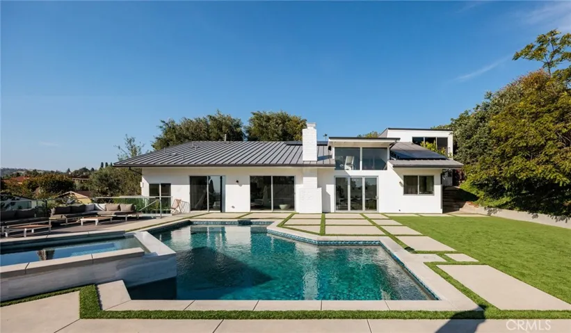 1452 Cloyden Road, North Tustin, California 92705