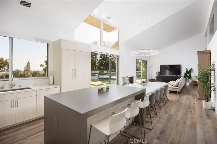 1452 Cloyden Road, North Tustin, California 92705