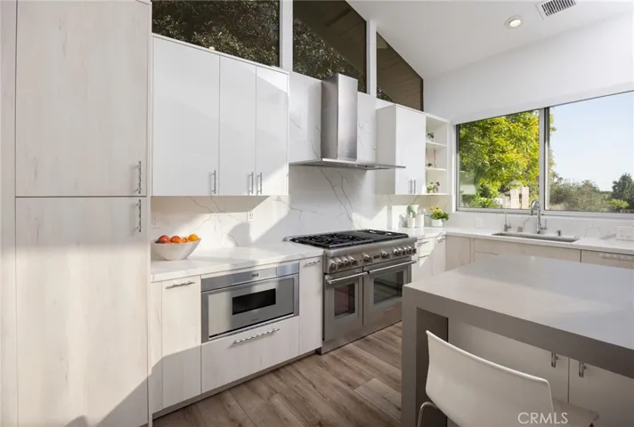 1452 Cloyden Road, North Tustin, California 92705