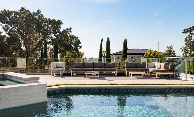 1452 Cloyden Road, North Tustin, California 92705