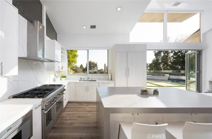 1452 Cloyden Road, North Tustin, California 92705