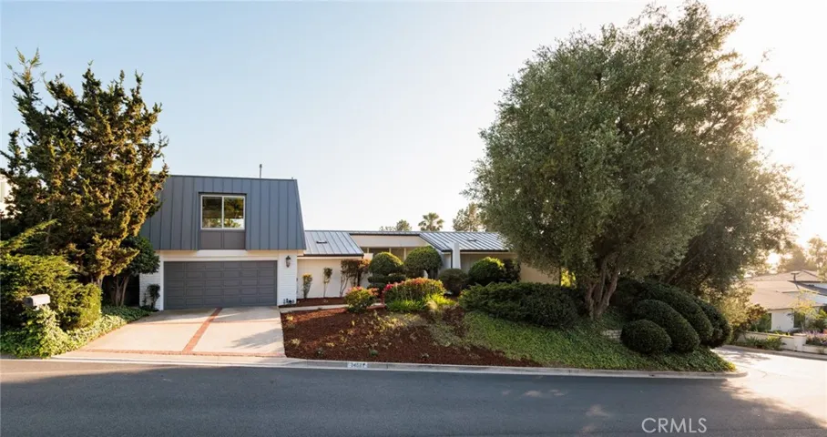 1452 Cloyden Road, North Tustin, California 92705