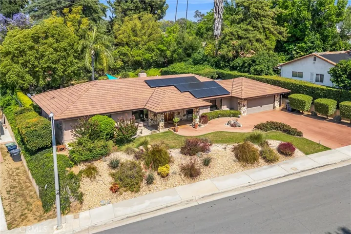 1405 Sterling Road, Redlands, California 92373