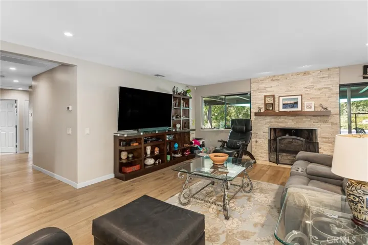 1405 Sterling Road, Redlands, California 92373