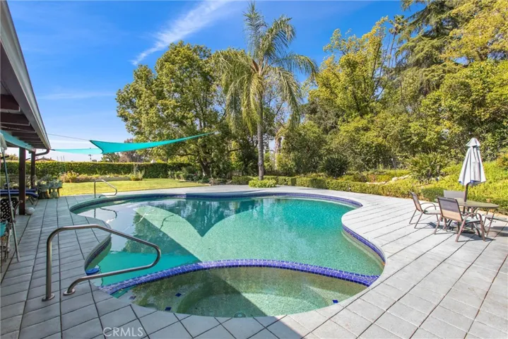 1405 Sterling Road, Redlands, California 92373