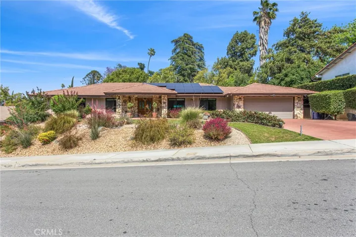 1405 Sterling Road, Redlands, California 92373