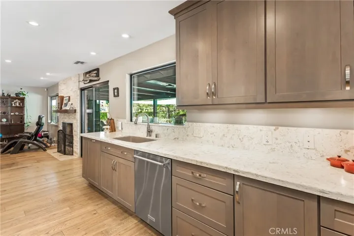 1405 Sterling Road, Redlands, California 92373
